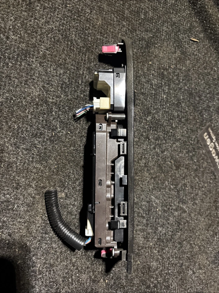 Interruptor maestro puerta delantera izquierda Lexus IS250, 2008-2010, 84040-53110 Foto 4 de 4