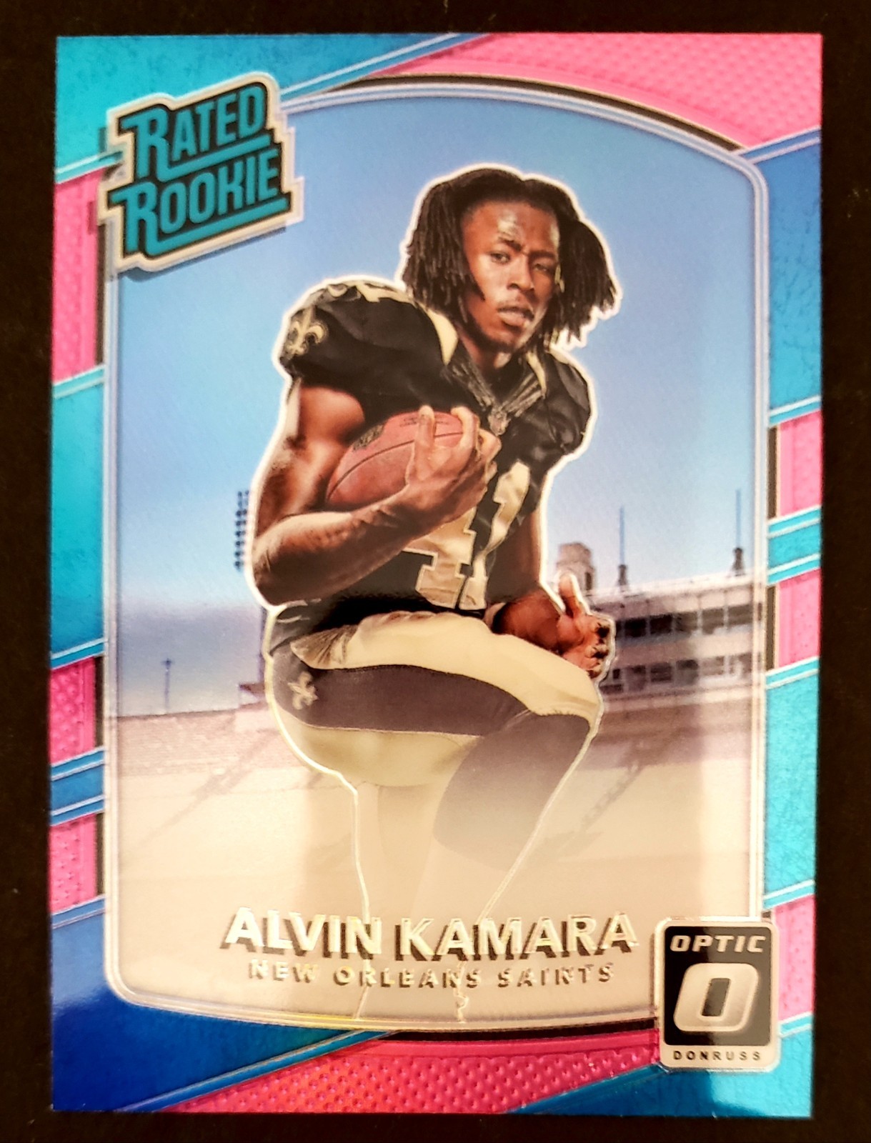 2017 Donruss Optic - Rated Rookie Pink Prizm #199 Alvin Kamara (RC)