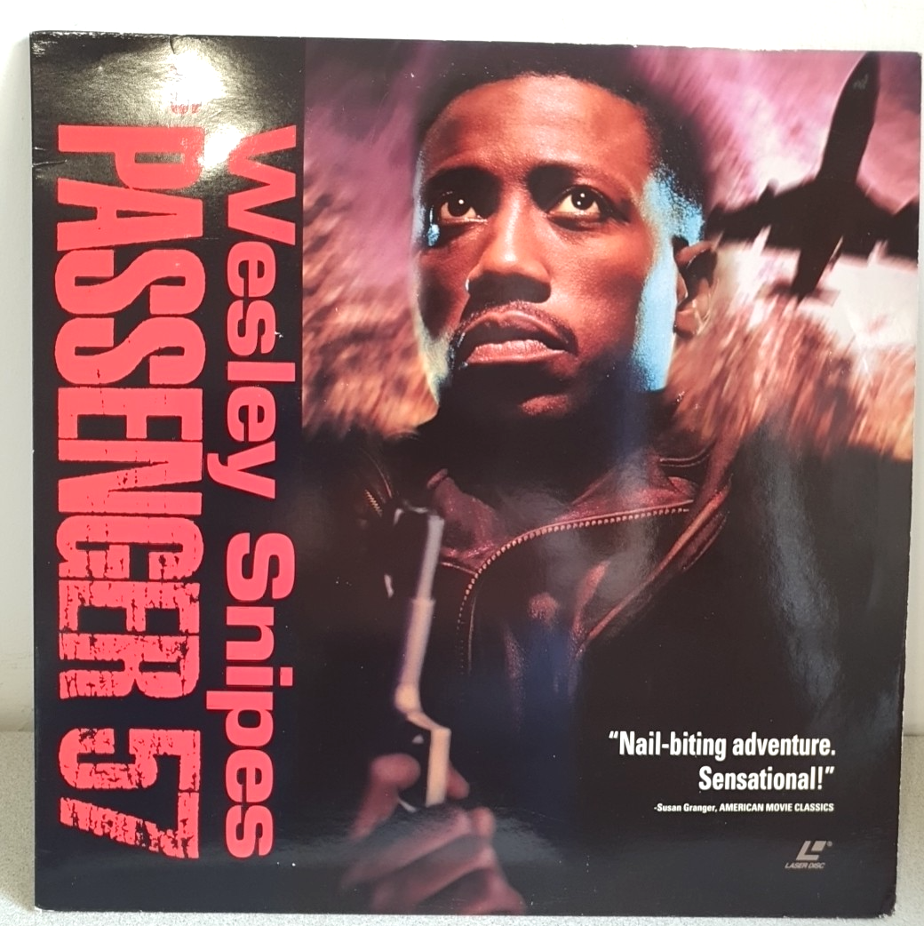 PASSENGER 57 Laser Disc Wesley Snipes Action Movie CLV CLA Widescreen NTSC
