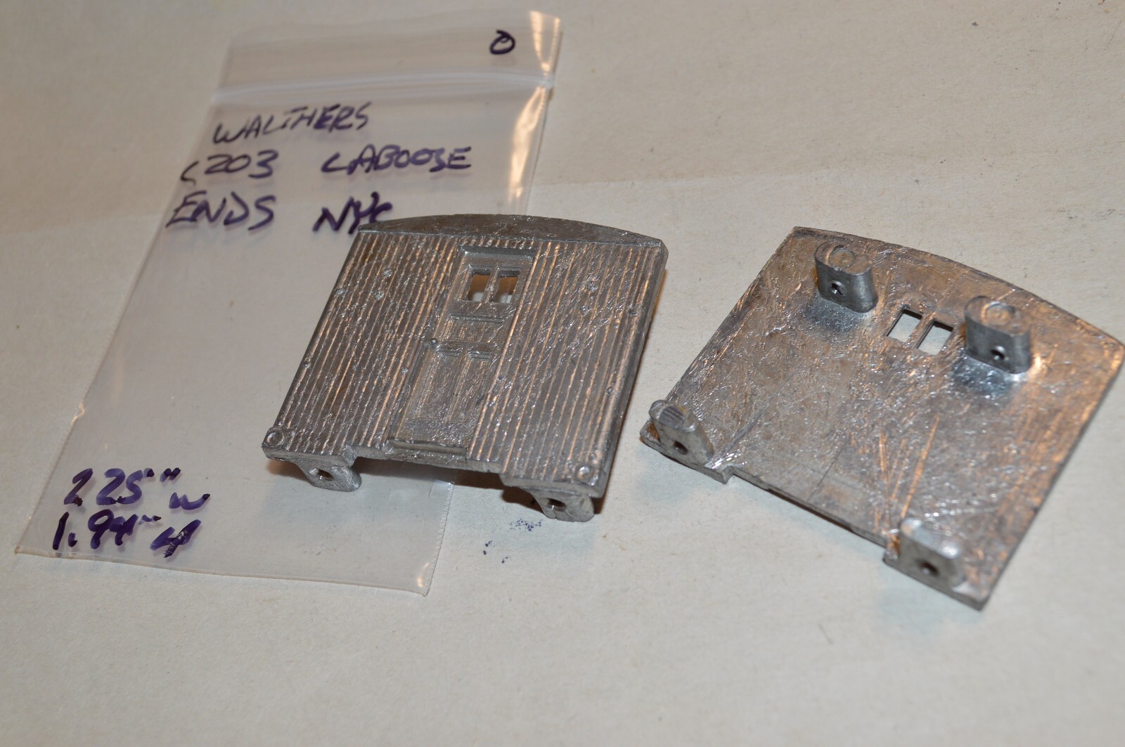 Vintage O scale Walthers C203 NYC caboose metal car ends pair