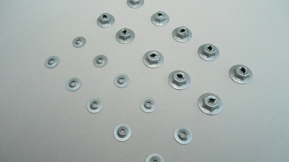 24 BADGE EMBLEM CLIPS! FOR FORD MUSTANG TORINO F100 BRONCO FAIRLANE ...