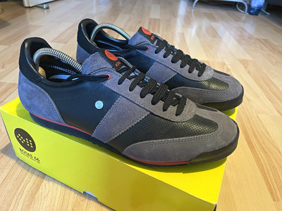 Botas 66 Herren Sneaker Low Top Leder Schnürung schwarz/grau EU 45