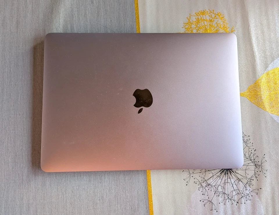 Apple MacBook Air 13" M1 · 16GB · 256GB, foto 4 di 4