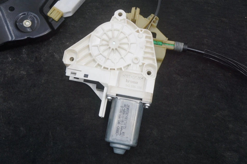 Arnés de cables motor regulador ventana puerta trasera izquierda 4G8839461B Audi RS7 2014-2017 Foto 3 de 4