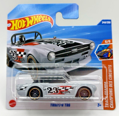 Hot Wheels - Triumph TR6 - Treasure Hunt TH - Track Champs 2025 - JBC34