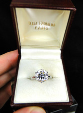 SUBLIME BAGUE OR BLANC 750/1000e DIAMANT SOLITAIRE DE SYNTHESE 4 CARATS T.52