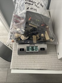 LEGO Harry Potter: The Chamber of the Winged Keys 4704 Missing Green Roof