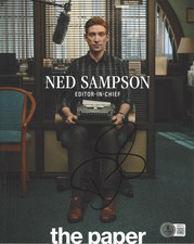 DOMHALL GLEESON SIGNED 'THE PAPER' 8x10 PHOTO ACTOR OFFICE BECKETT BAS COA