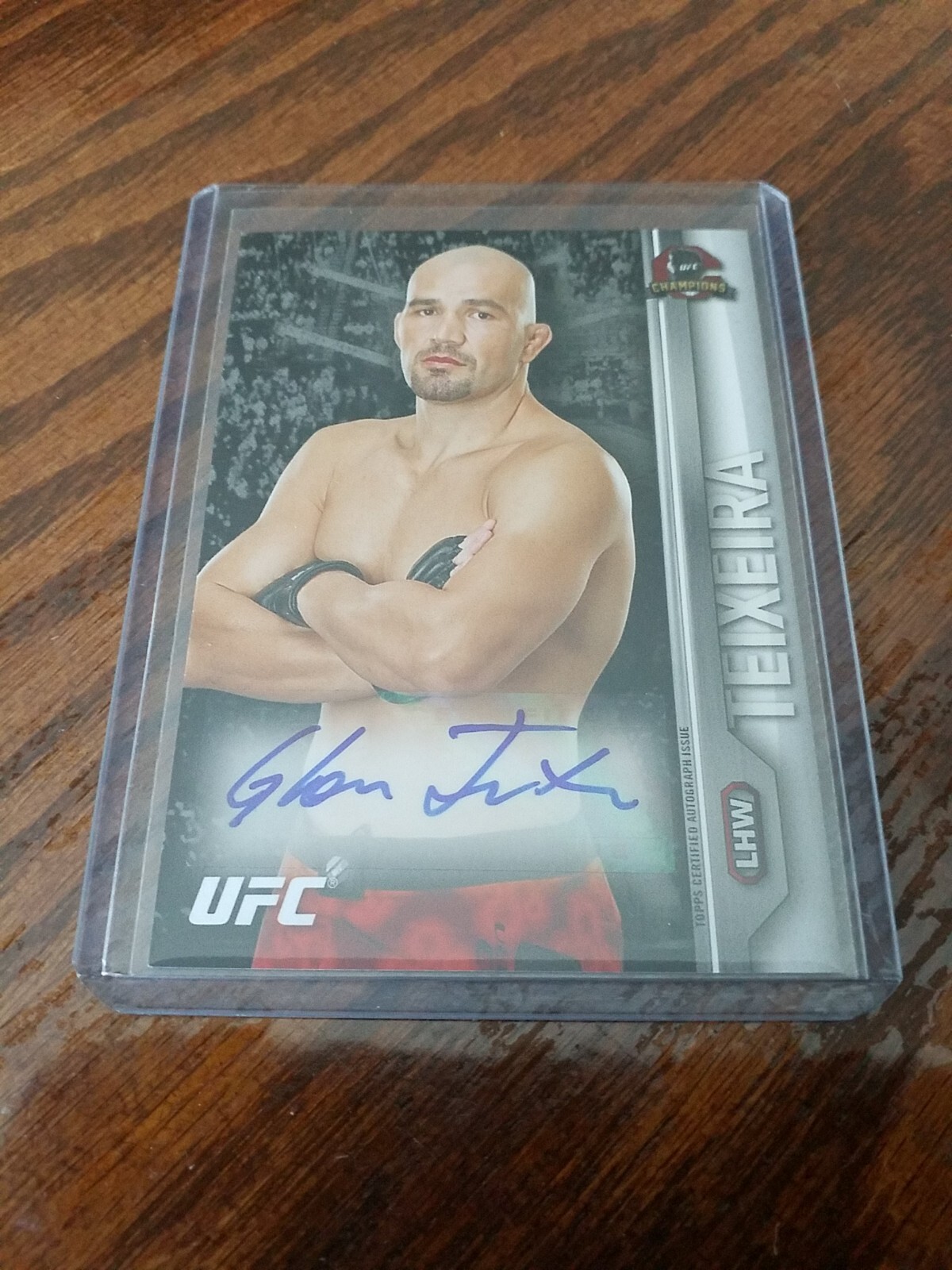Glover Teixeira #FA-GT Ufc Cards 2015 Topps UFC Champions Autographs trading card — raw and PSA graded price guide