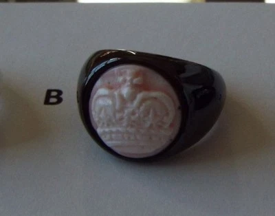 Anillo camafeo tallado maestro bisel conjunto en cerámica negra talla 7,0 Foto 1 de 4