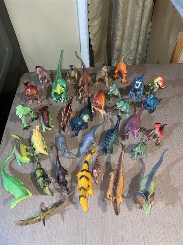 Lot Of 33 Fixed Position Standing Dinosaurs Great Varieties & Condition & Color - Picture 2 of 19