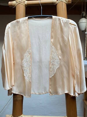 Vintage 1930s - Silk Top with Lace - Peachy Colour - Antique Blouse 