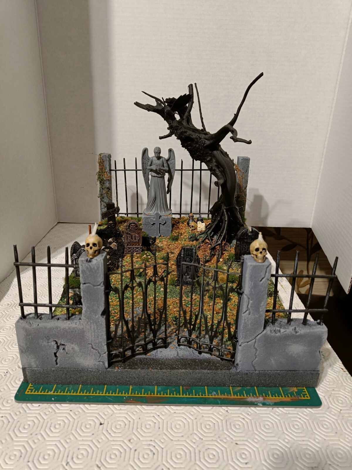 Picture 1 of 13