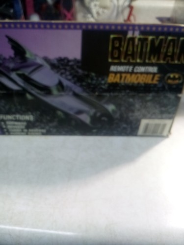TOYBIZ BATMAN REMOTE CONTROL BATMOBILE VEHICLE 1989 VINTAGE! Used In Box - Picture 4 of 5