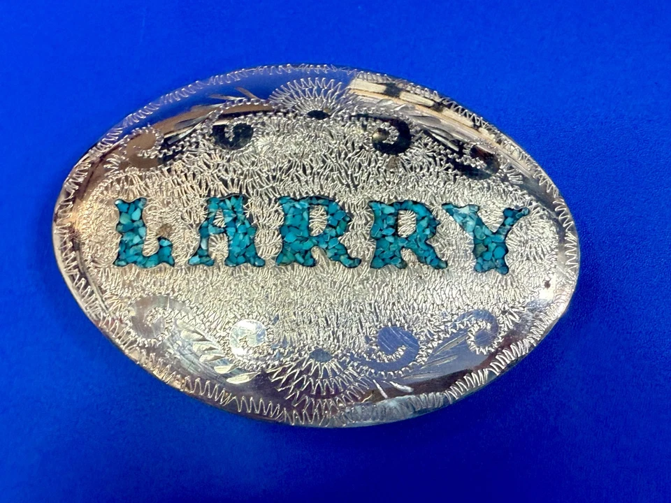 Nombre Personalizado LARRY con Incrustación de Chip Turquesa Ovalado Arte Indio Nativo Hebilla de Cinturón Foto 2 de 4
