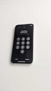 iPhone 11 128GB Weiß ohne Simlock