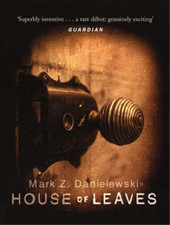 House of Leaves, Mark Z. Danielewski, Used; Good Book