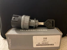 Used OEM 3589728C93 KEY/SWITCH fits INTERNATIONAL TRUCK