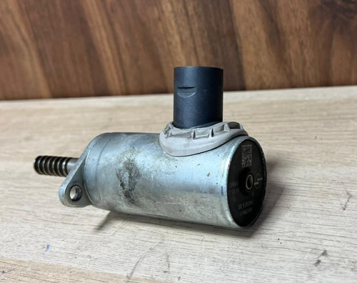 BMW F13 M6 F12 F10 F01 F02 F15 F85 F16 F86 Stellmotor 11377605025 Defekt