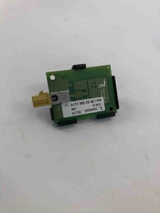 MERCEDES-BENZ C W206 Antennenverstärker  A1779052902 1.50 32700352
