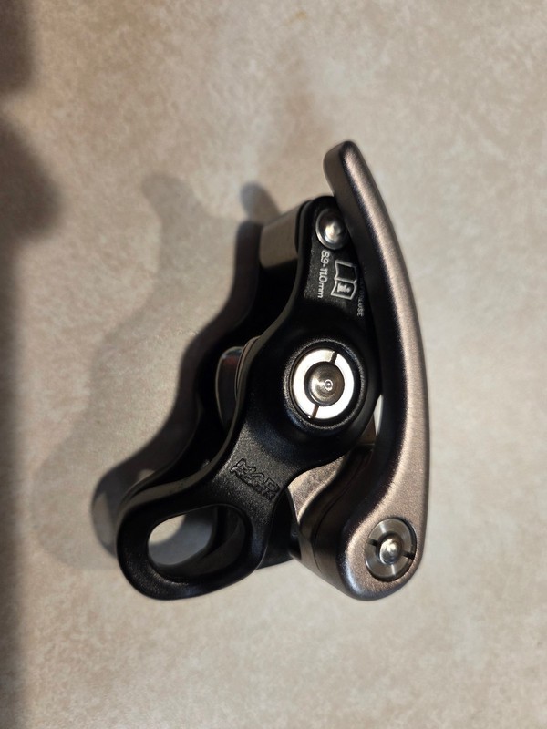 Mad Rock Safeguard Belay Device - Saddle Hunting