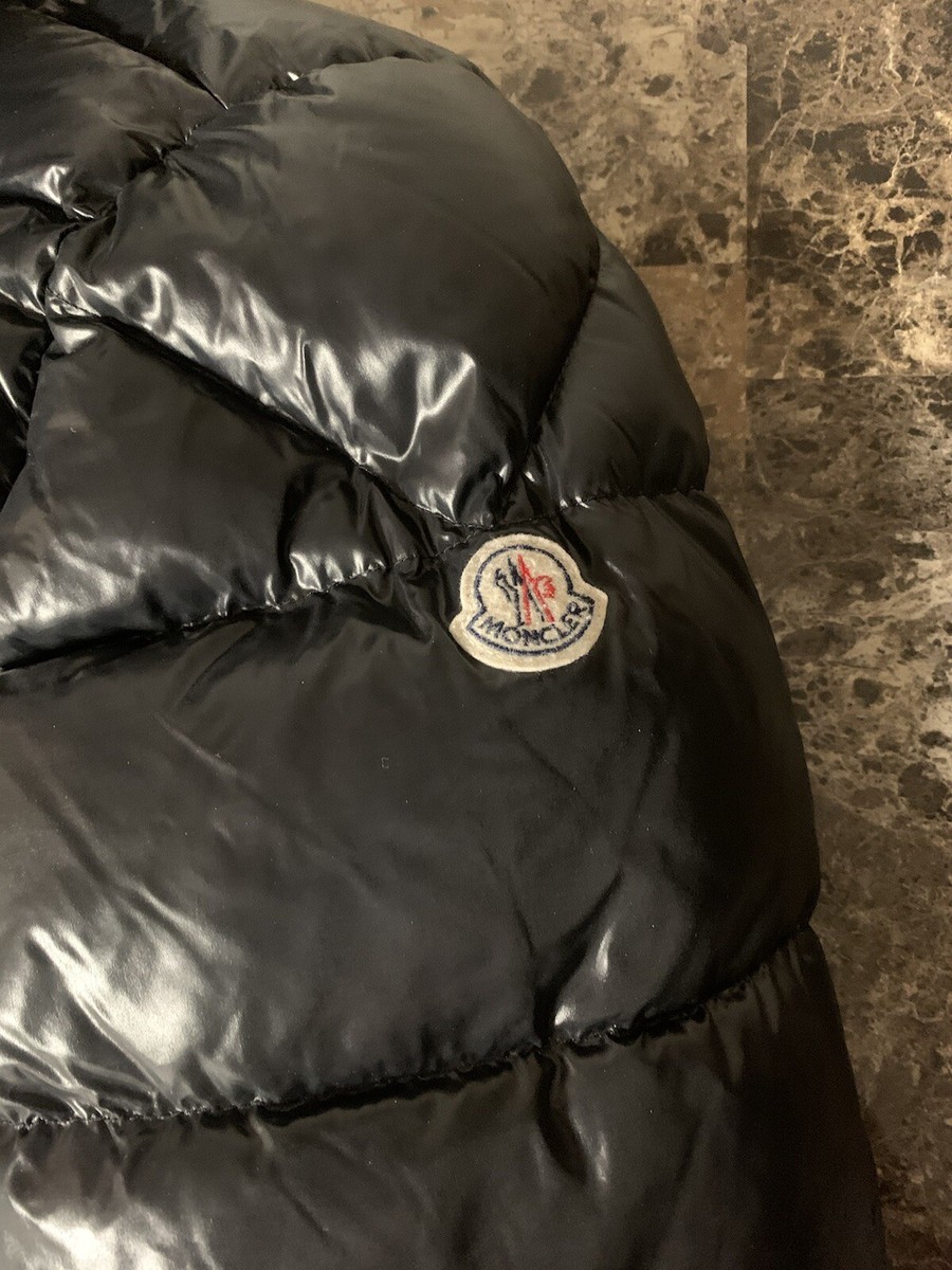 MONCLER PUFFER JACKET BLACK SIZE 4 US LARGE AUTHENTIC | eBay