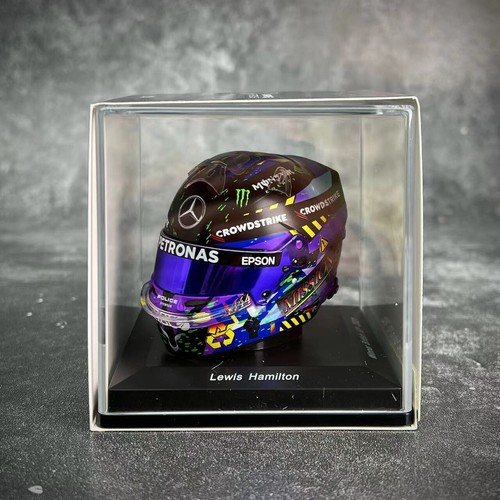 Spark 1/5 Helmet replica Mercedes-AMG F1 Team Lewis Hamilton British GP 2021 - Picture 1 of 2