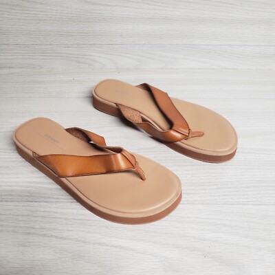 Old Navy Sandals Thong Brown Tan Slip On Faux Leather  display picture 2
