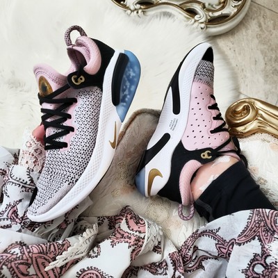 women's running shoes size 5.5