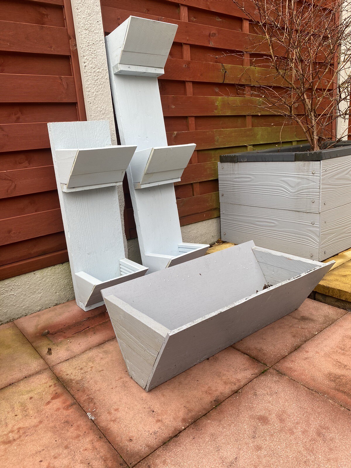 job lot Garden & Indoor Planters Plant Pots Window Box Bird Table 8 x