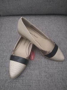 beige flat shoes uk