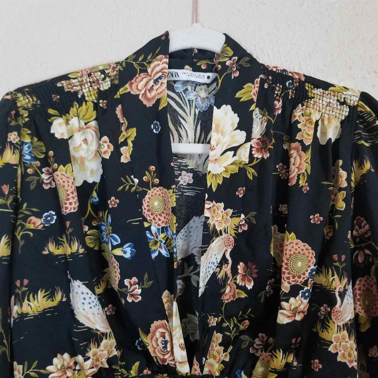 Zara Ruched Black Floral Tie Front Long Sleeve Crop T… Gem