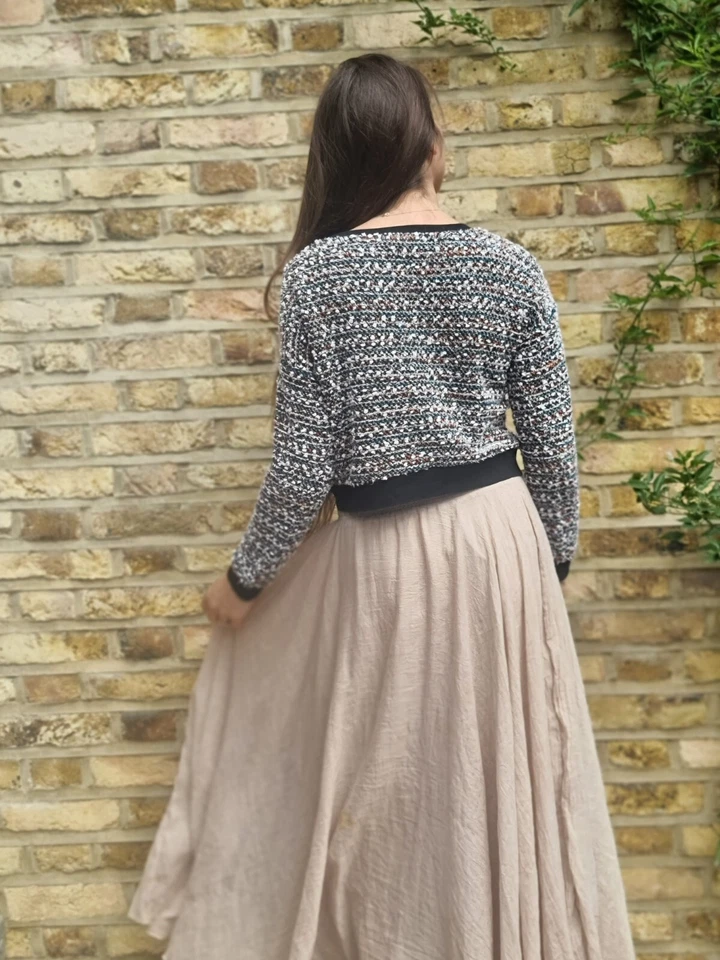 Jersey corto Staring at Stars S 8 negro vintage arrogancia Y2K Urban Outfitters boho Foto 2 de 4