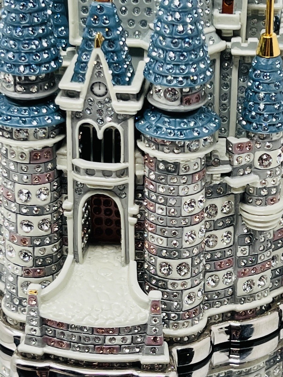 Disney Arribas Brothers Lg. Ltd. Cinderella Castle Jeweled Disney Arribas Brothers Lg. Ltd. Cinderella Castle Jeweled
