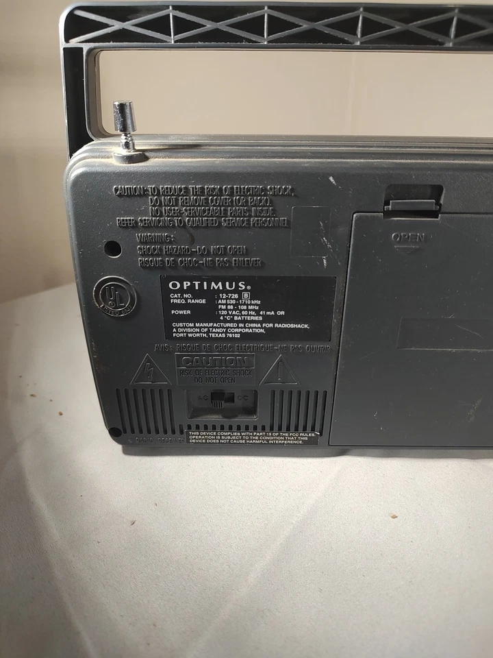 Emergency Weather Radio Am/Fm Radio by Optimus 12-726 Battery or 110v - Image 4 of 4