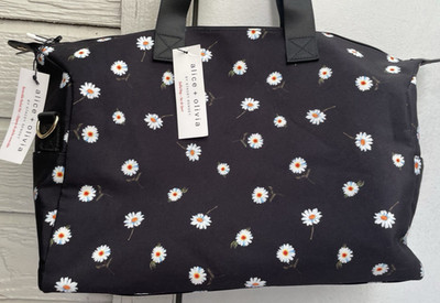 Alice Olivia Women's Black Daisy Print Duffel Bag NWT with reversible sun hat