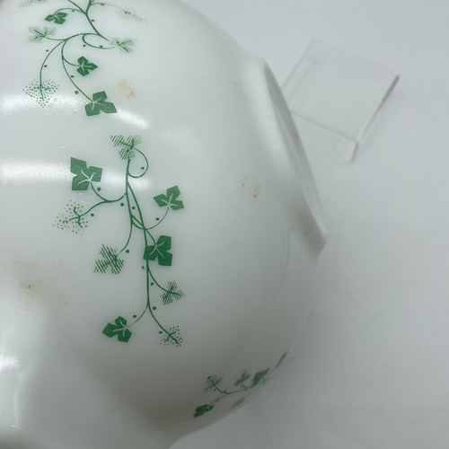 Vintage Pyrex 4 Qt. Green Ivy Cinderella Bowl #444 - Picture 4 of 4