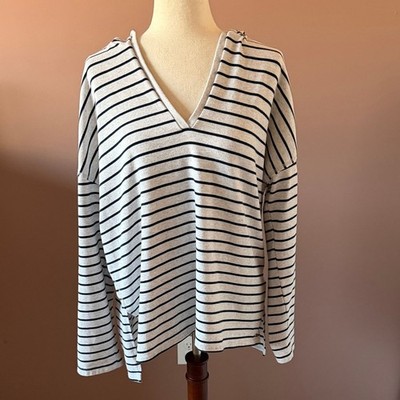 American Eagle Outfitters Striped V-Neck Hooded Pullover