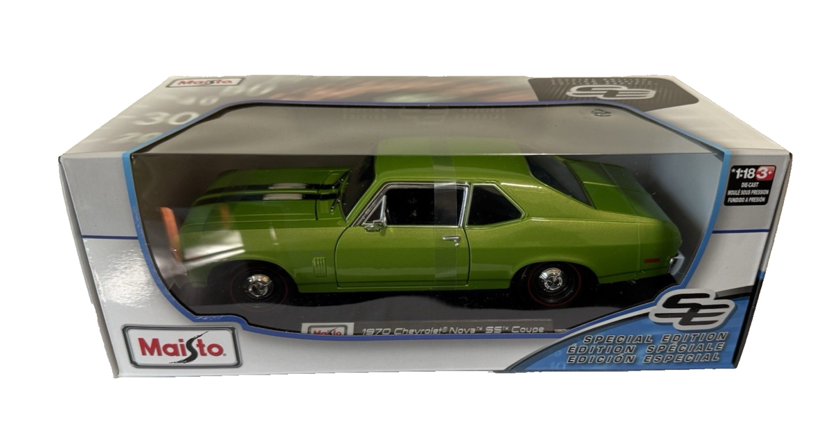 1970 Chevrolet Nova SS Coupe 1:18 Die-Cast Model Car Green