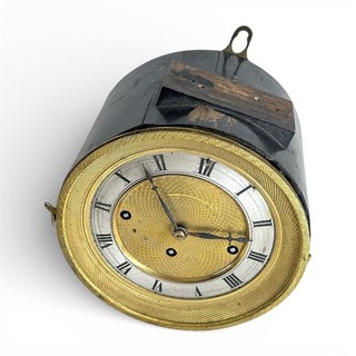 Antike mechanische Trommel Wanduhr Uhrwerk Messing Zifferblatt römische Ziffern Spulengong