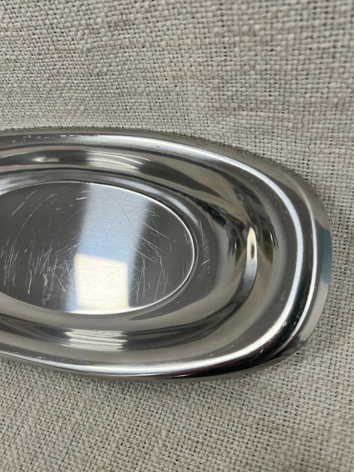 Reed & Barton Serving Tray Plates Bread  Stainless 18/8 Vintage - Image 3 of 4