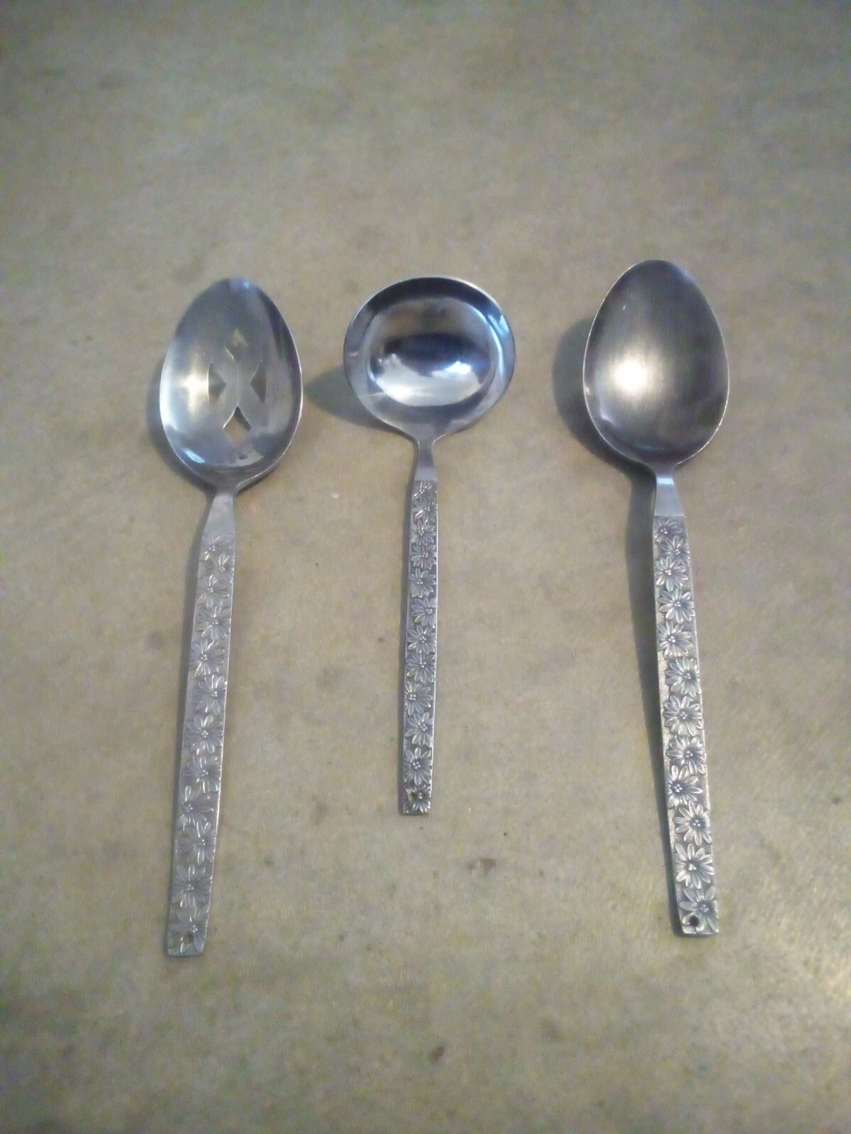 VTG Riviera CORDOVA Stainless Japan Black Textured Slotted/Serving/Sauce Ladle