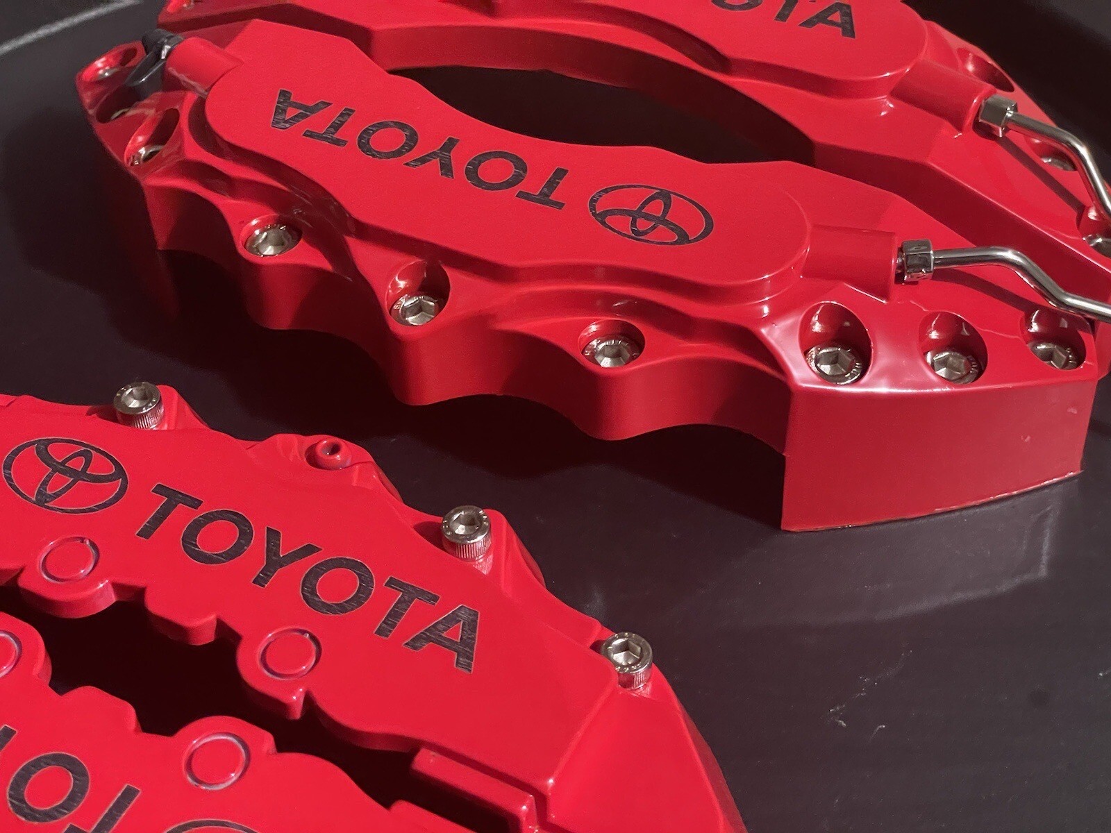 ENGRAVED BRAKE CALIPER COVER 4PCS TOYOTA CAMRY, AVALON,LC200,RAV4