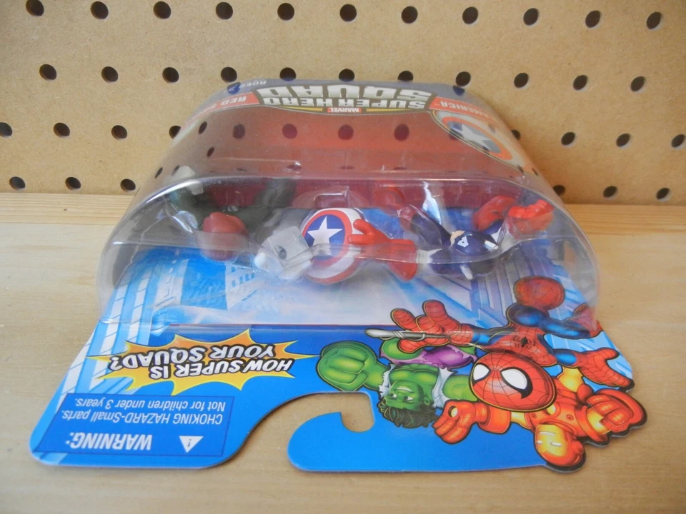 Marvel Super Hero Squad SELLADO Onda 9 Calavera Roja y Escudo Lanzador Capitán América Foto 3 de 4