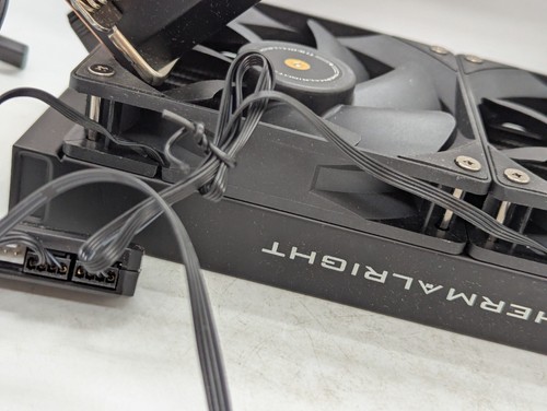 Thermalright Frozen Prism 240 black CPU water cooler dual PWM fans READ DESCRIP - Afbeelding 6 van 20