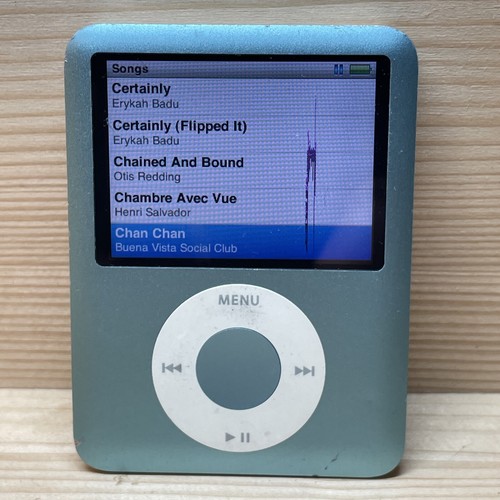 1002 Songs Apple iPod Nano 3rd Generation Model A1236 8GB Light Blue - Picture 16 of 19