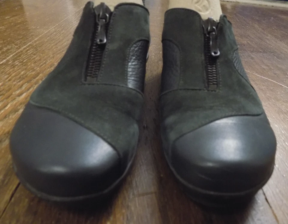 Mocasines Arche Francia Azul Marino Cuero Gamuza Cremallera Frontal Ligero 1" Cuña 4.5/5 Usado en Excelente Condición Foto 3 de 4