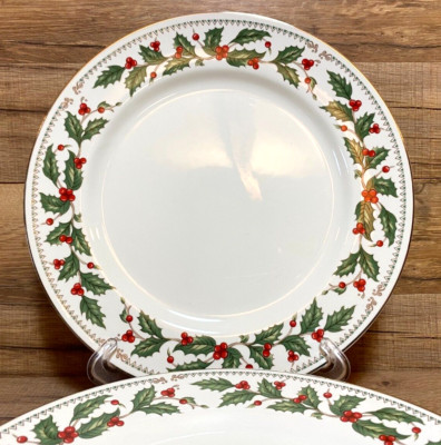 SET OF 2 - THE CELLAR - IVORY HOLLY - 10 1/2'' GOLD TRIM HOLIDAY DINNER PLATES