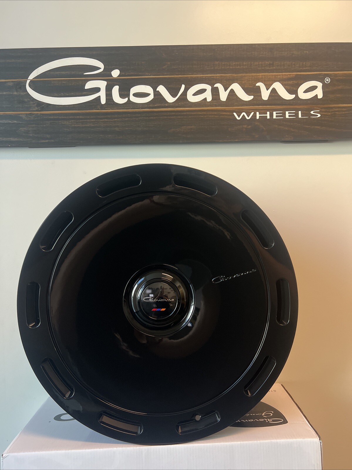 24" STAGGERED GIOVANNA AMUR GLOSS BLACK (5X112) ROLLS ROYCE CULLINAN BENZ S580