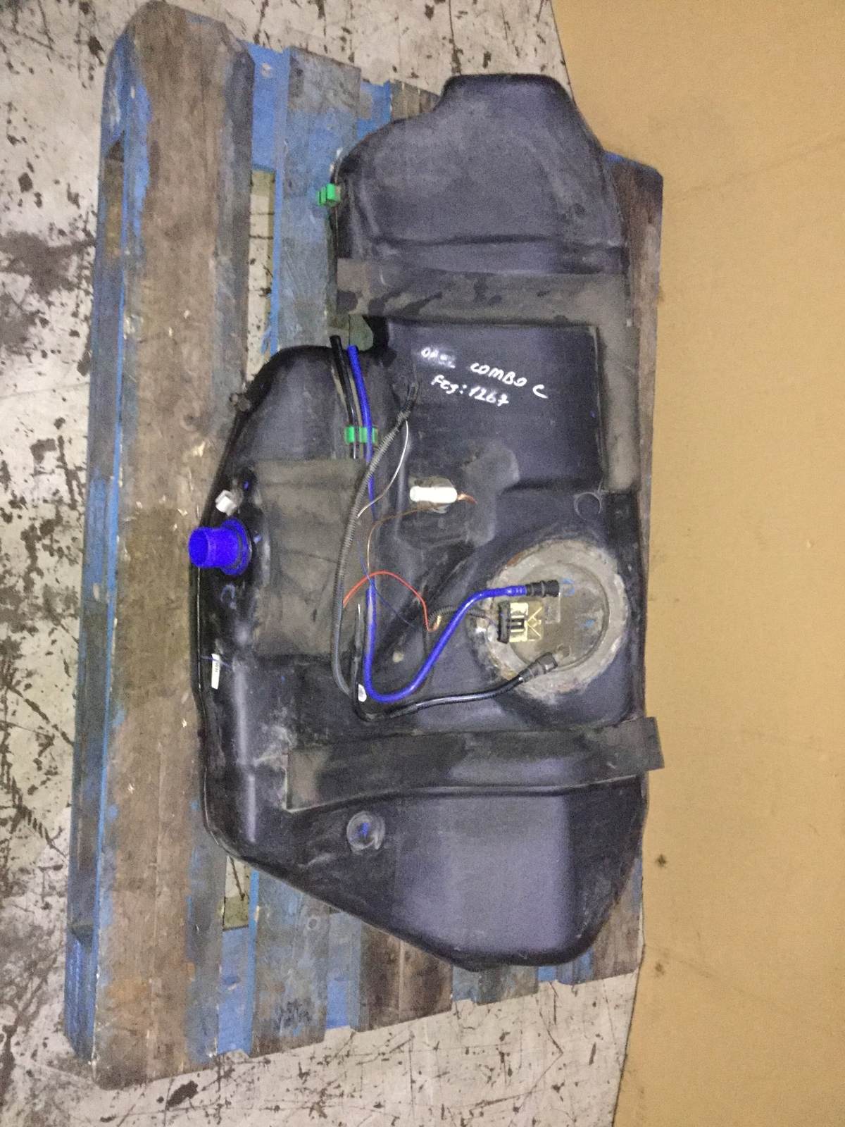 Kraftstofftank Opel Combo C 9179473 13164466 5802026 1.2 51 KW 69 